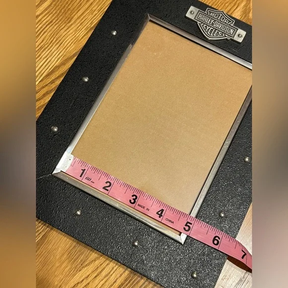 Harley-Davidson® 5 x 7 Black Resin Tabletop Photo Frame Bar & Shield Logo - Picture 8 of 12